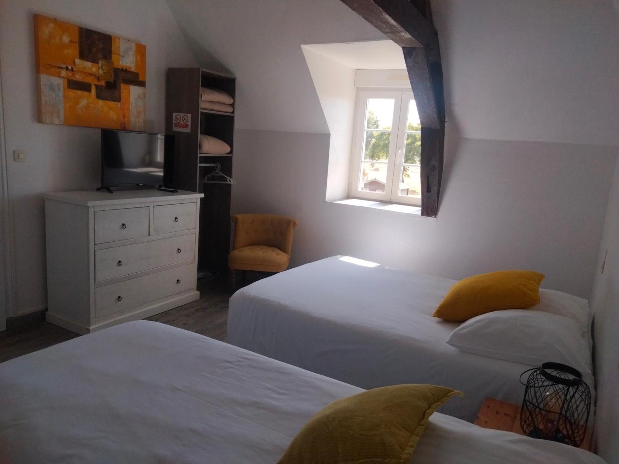 Gite & Chambre D'Hotes Du Moulin Villa Brulon Luaran gambar